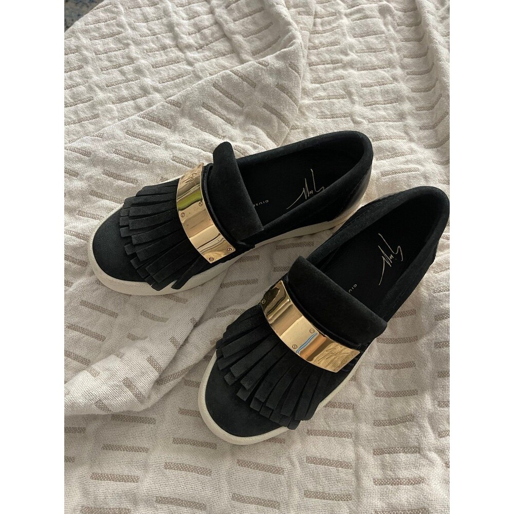 $750 Authentic Giuseppe Zanotti velvet sneakers new